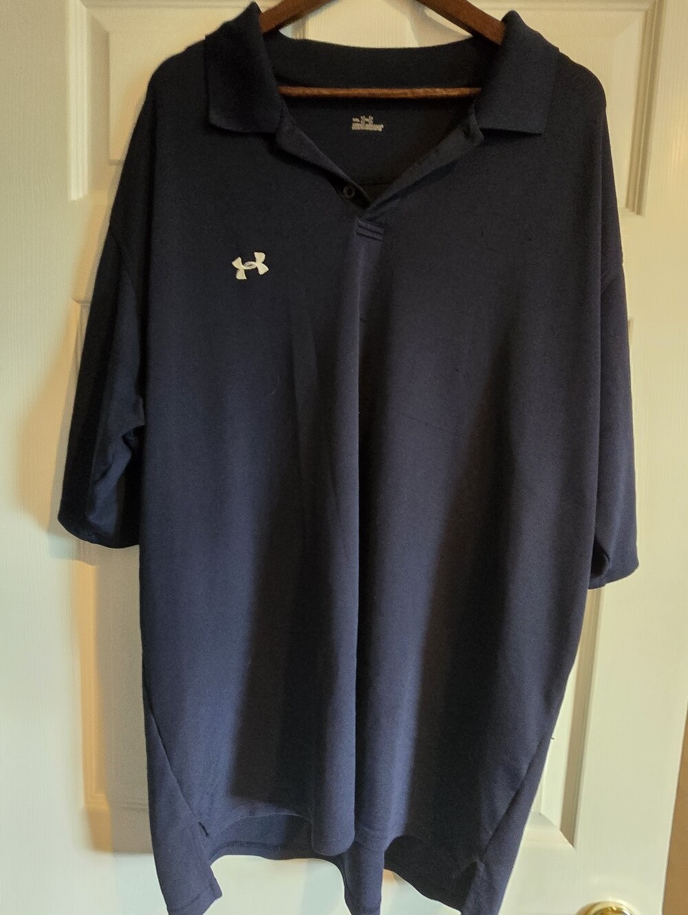 Under Armour Men’s Dark Navy Polo Shirt with White Logo
